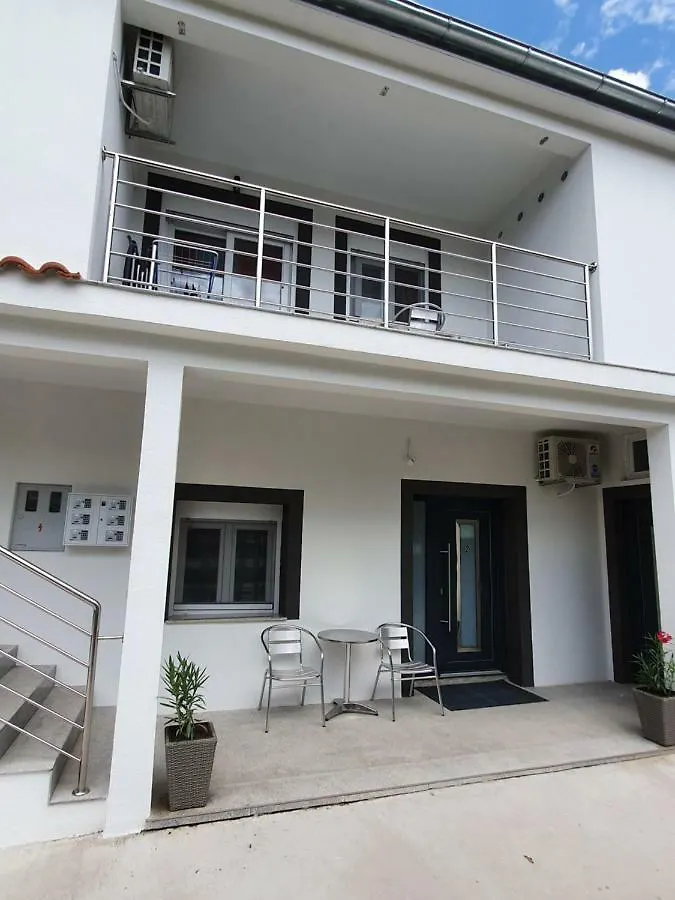 Jeli Apartments Starigrad Paklenica