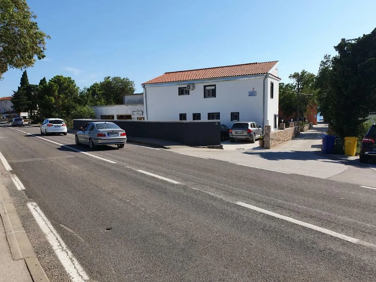 Jeli Apartments Starigrad Paklenica