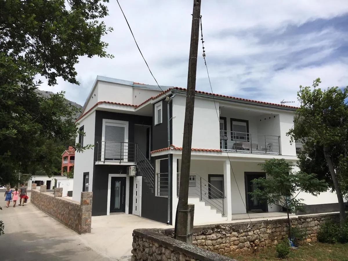 Jeli Apartments Starigrad Paklenica Chorwacja