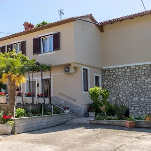 https://apartman-danijela.in-istria.net