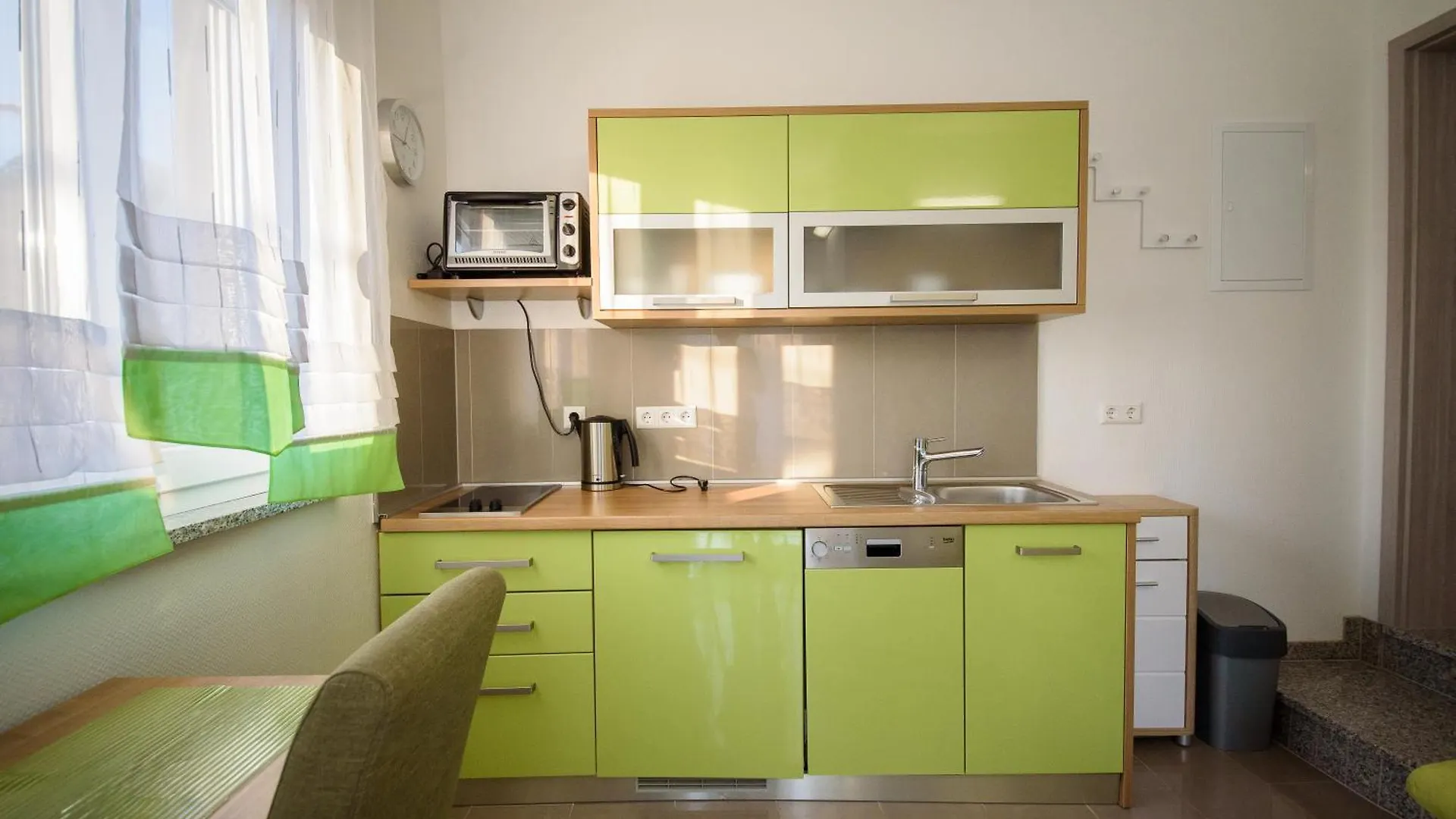 Jeli Apartments Стариград-Пакленица